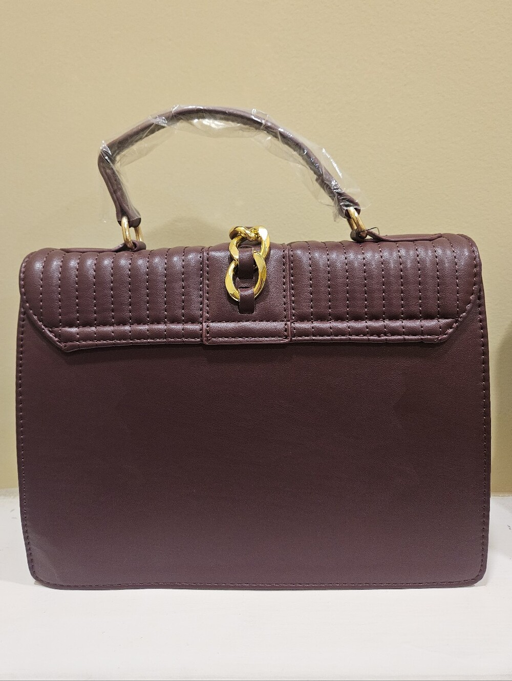 Badgely Mischka Elegant Burgundy Quilted Top-Handle Bag - NWT - Picture 7 of 10